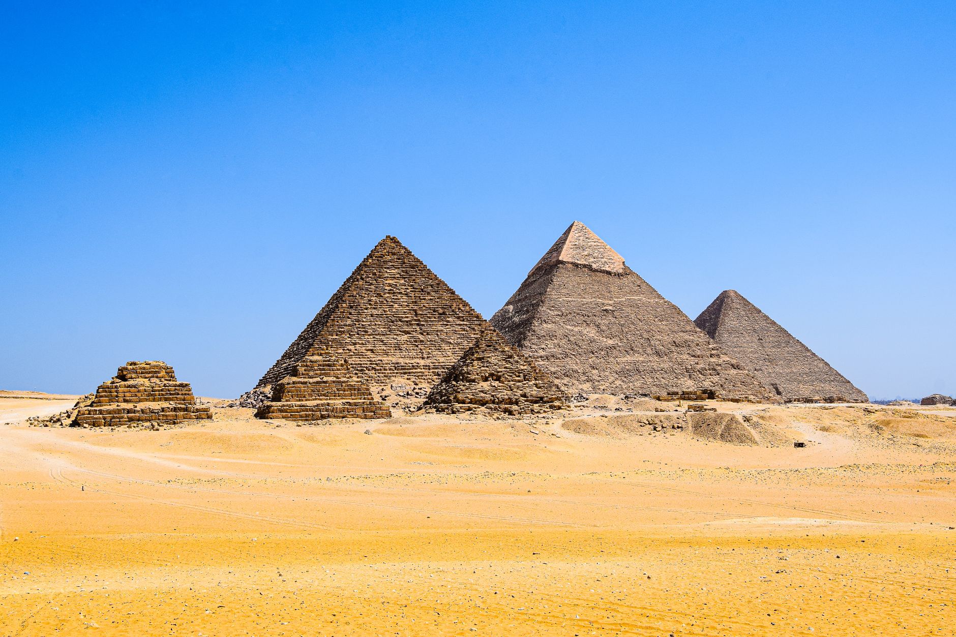 Egypt Summer Heat: Travel Tips for June to August