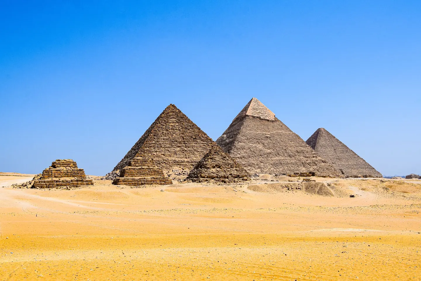Egypt Summer Heat: Travel Tips for June to August
