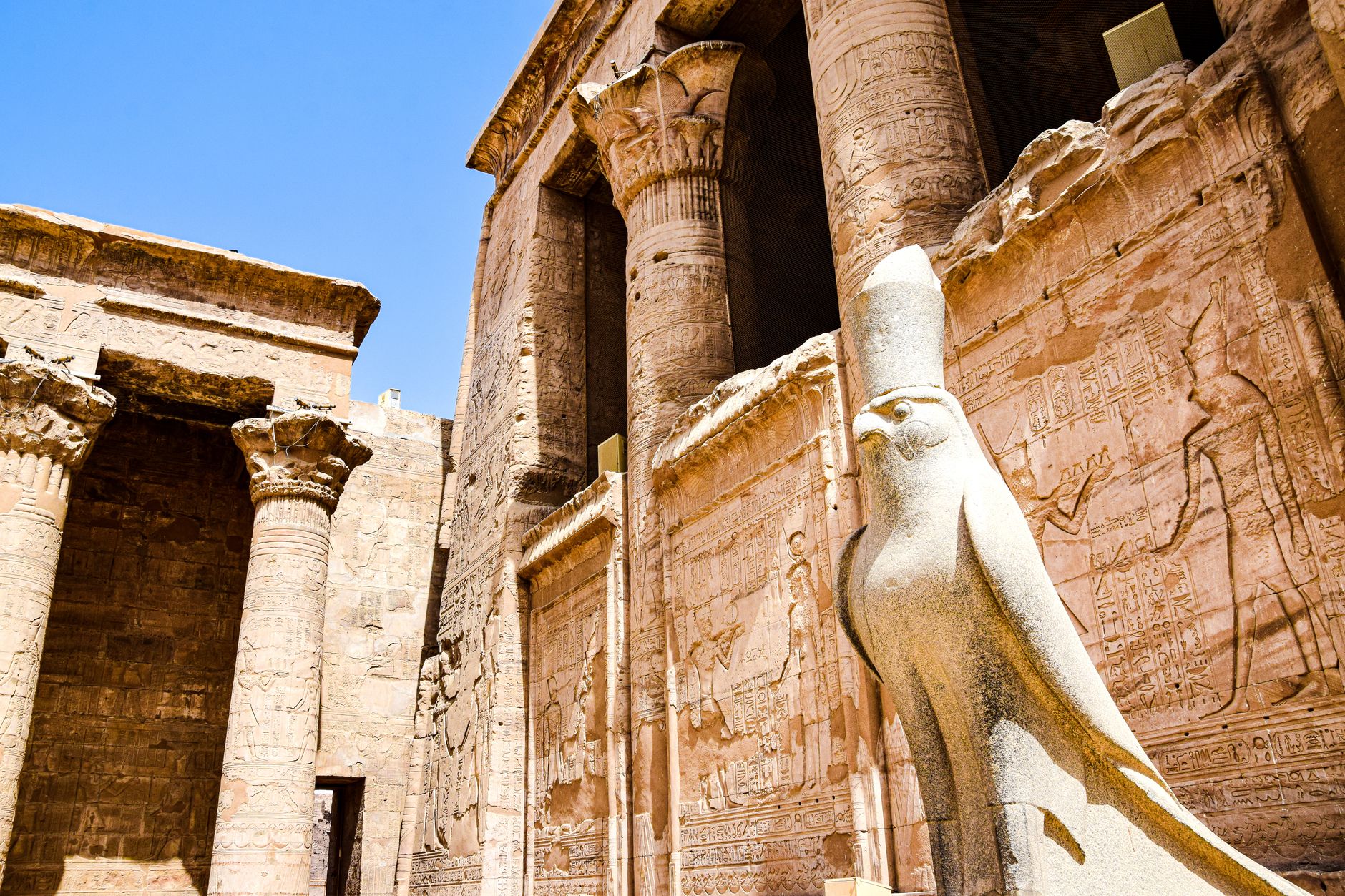 Guided Tour or Independent Travel in Egypt: Which Is Best?