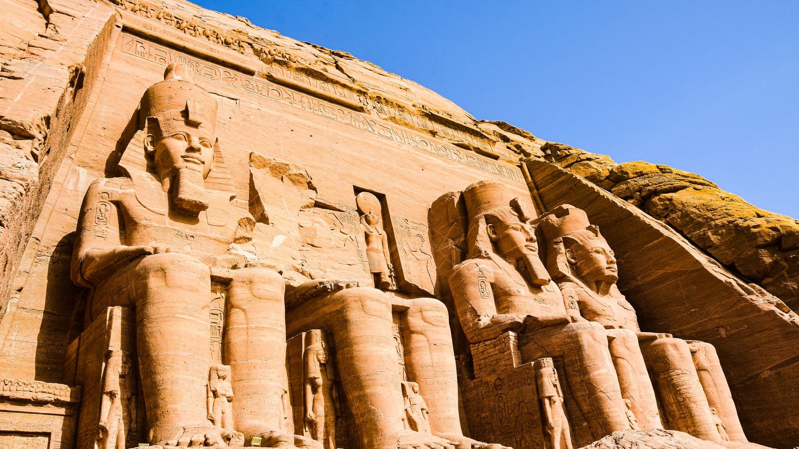 Nomad Egypt eSIM: Prices, Daily Data, Network, Alternatives