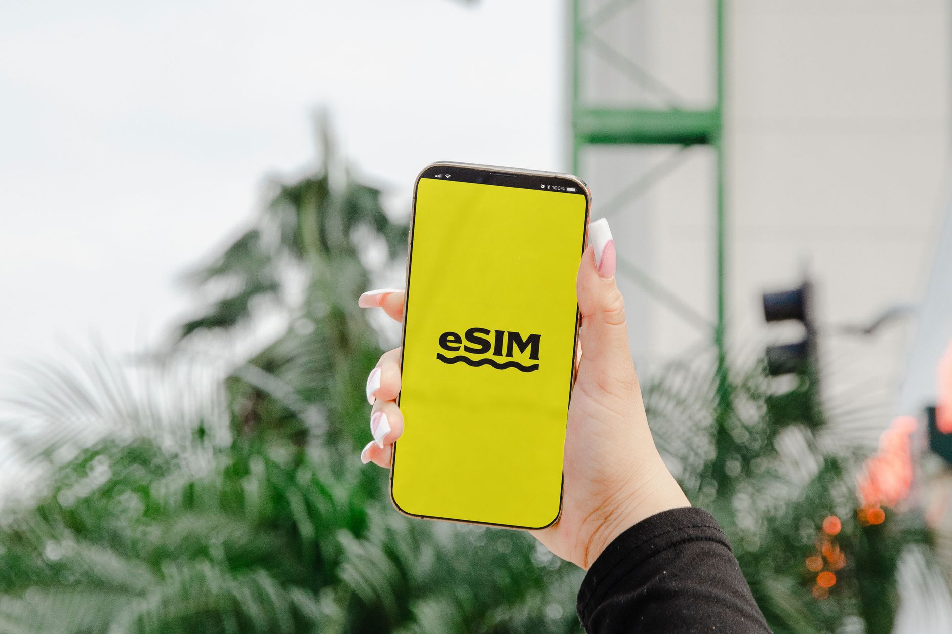 Supprimer un profil eSIM après voyage : guide 2026