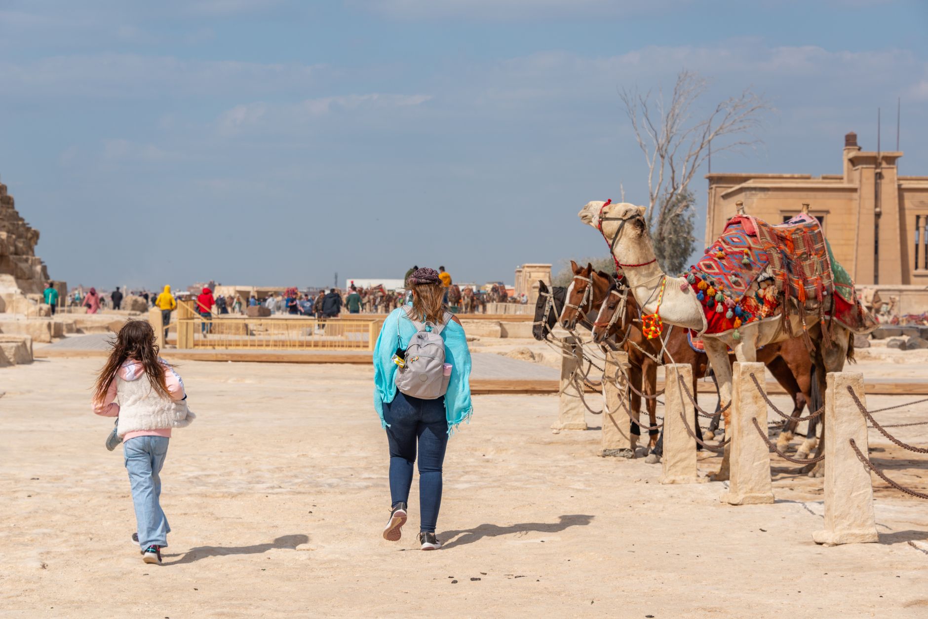 Traveling to Egypt with a Child: Complete Practical Guide