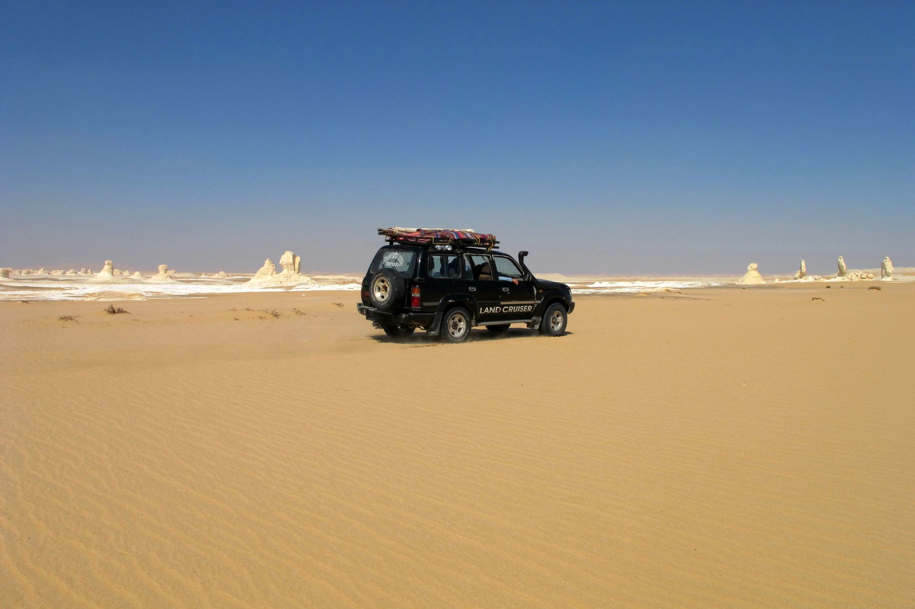 White Desert Egypt: Ultimate Trekking & Overnight Camping Guide
