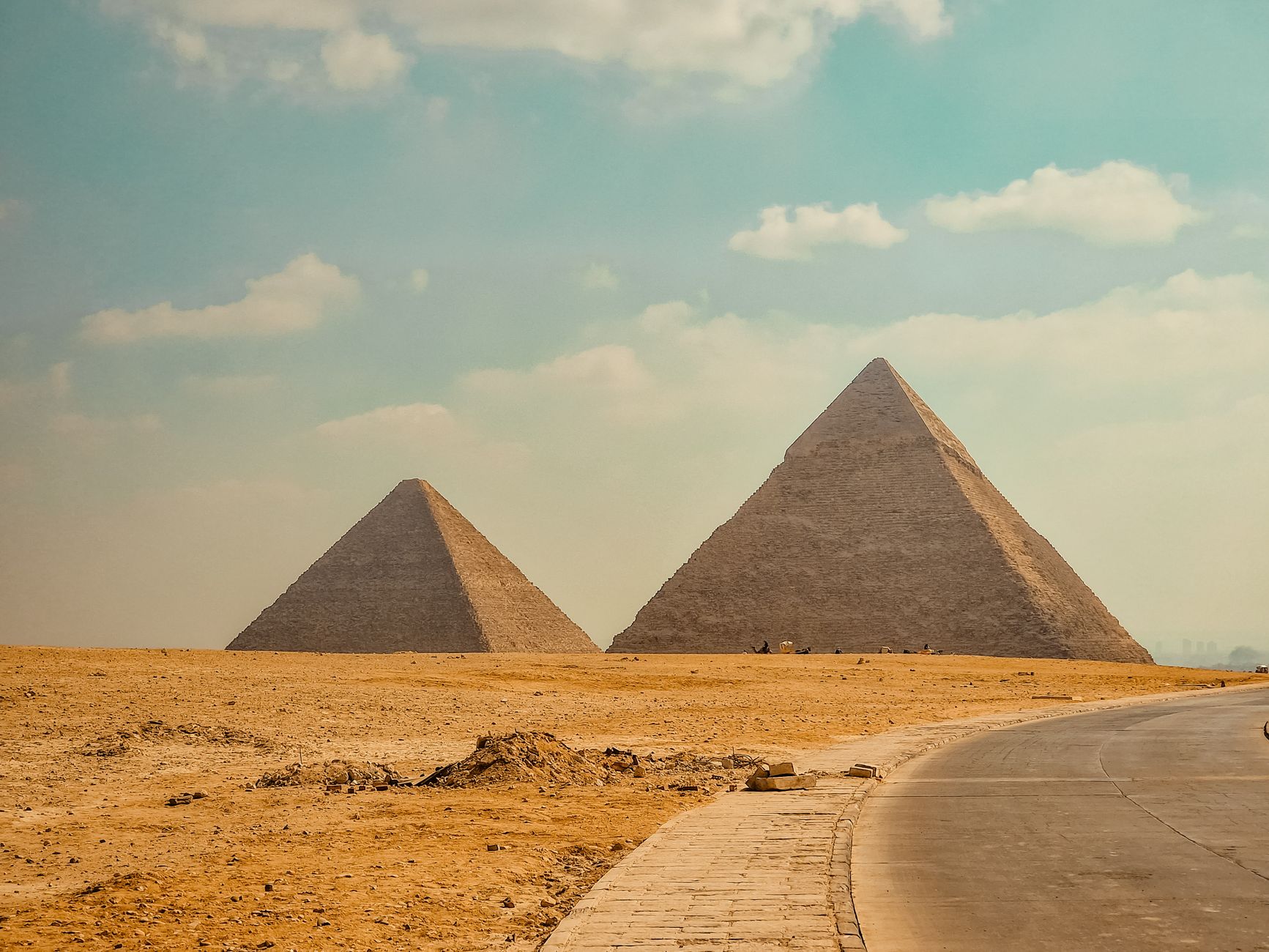 Why an eSIM Beats Physical SIM Cards in Egypt